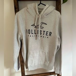 Men’s Hollister Hoodie, cream - Size M.